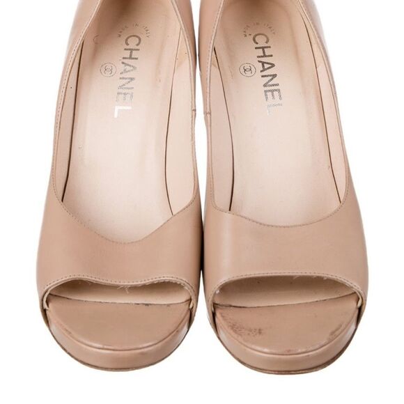 Tan High Heeled Peep-Toe Shoes CHANEL Sz 40 - Picture 3 of 5